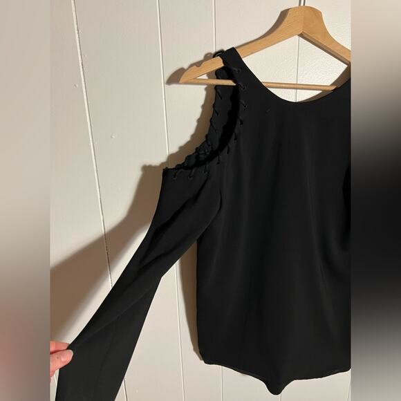 IRO bherock whipstitch cut out shoulder top in black long sleeve scoop neck - Picture 2 of 7